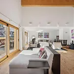 High-end Duplex Breathtaking Views Feriehus