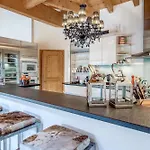 Feriehus High-end Duplex Breathtaking Views Champéry
